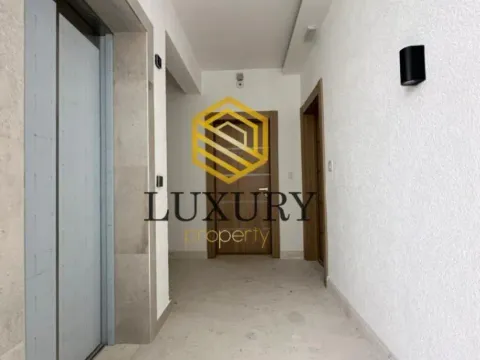 Sale, two bedroom apartment, 69m², Šušanj, Bar - image 6