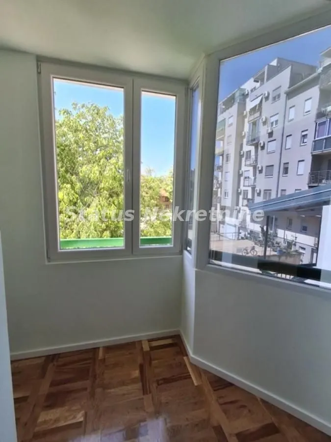 Prodaja, dvosoban stan, 47m², Adamovićevo Naselje, Novi Sad Sve Podlokacije