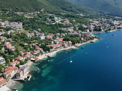 Zemljište in Đenovići