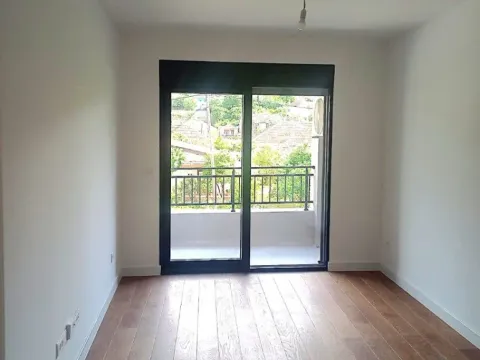 Izdavanje, poslovni prostor, 65m2, Dalmatinska ulica, Podgorica Izdavanje, poslovni prostor, 65m2, Dalmatinska ulica, Podgorica