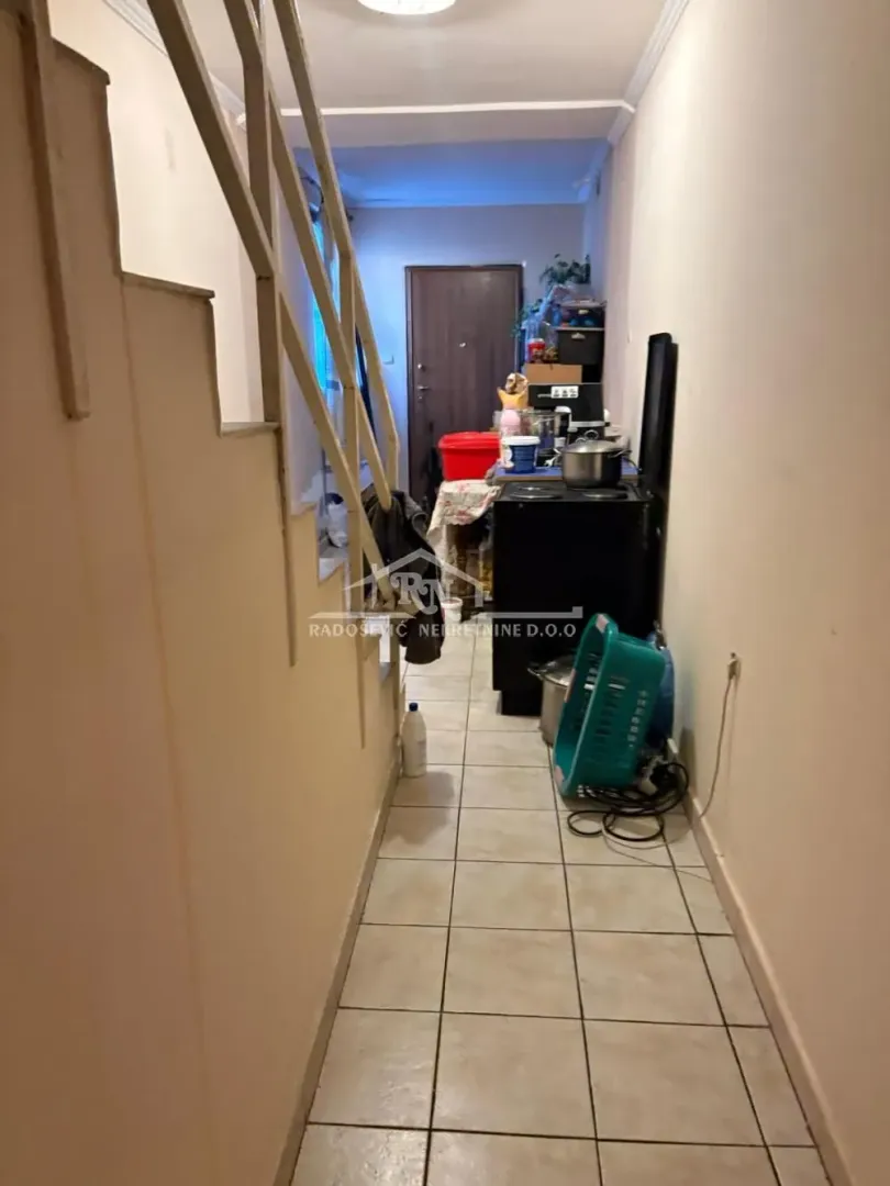 Sale, two bedroom apartment, 62m², Petlovo Brdo, Beograd