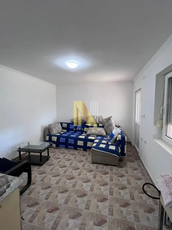 Prodaja, kuća, 43m², Beočin, Srbija