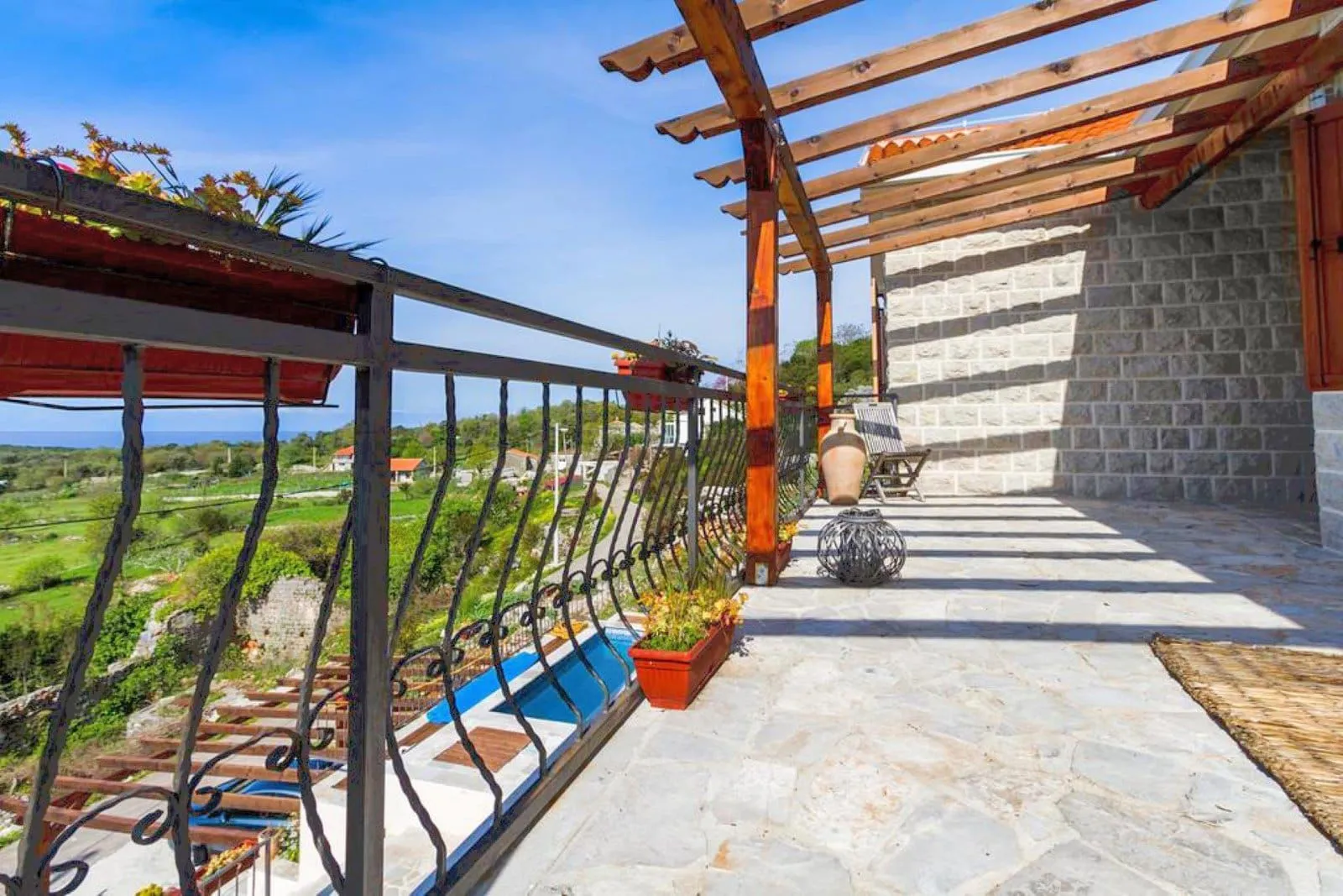 Sale, house, 210m², Zagora, Kotor