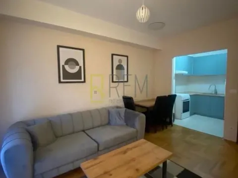 Prodaja, jednosoban stan, 56m², City Kvart, Podgorica - image 3