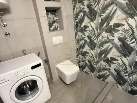 Rent, two bedroom apartment, 35m², Skadarlija, Beograd - image 7