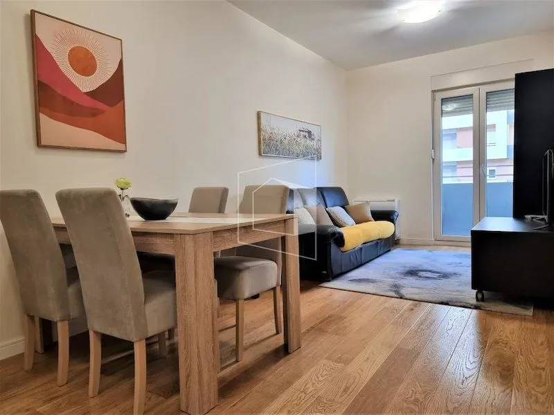 Rent, one bedroom apartment, 40m², Central Point, Podgorica