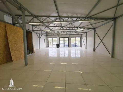 Izdavanje, poslovni prostor, 320m², Mali Mokri Lug, Zvezdara Sve Podlokacije - image 5