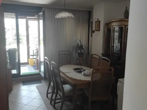Sale, three bedroom apartment, 135m², Trošarina, Voždovac Sve Podlokacije - image 11