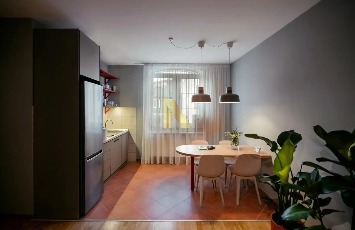 Rent, office space, 353m², Novo naselje, Novi Sad