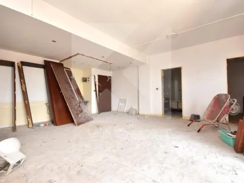 Rent, office space, 358m², Preko Morače, Podgorica - image 16