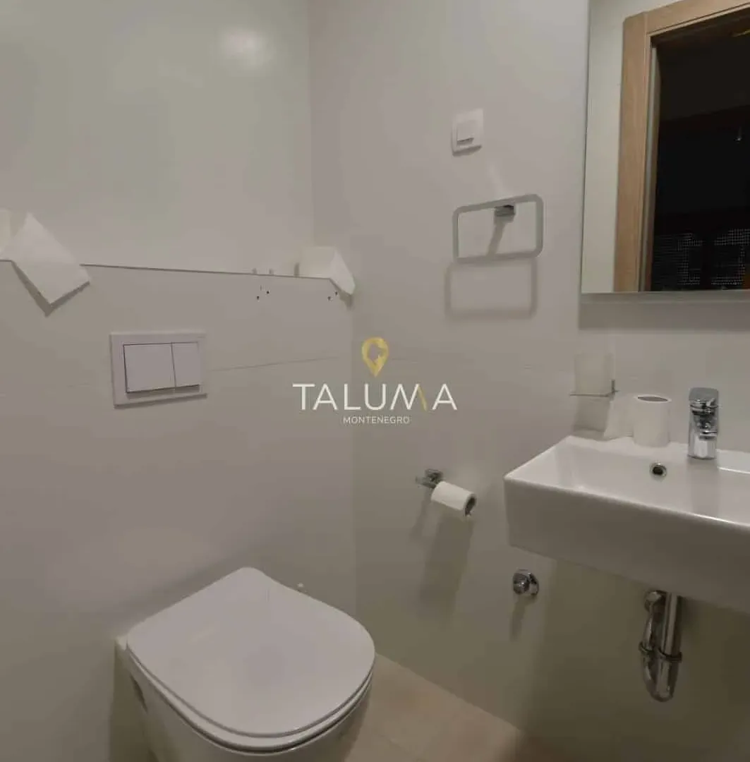 Rent, two bedroom apartment, 77m², City Kvart, Podgorica