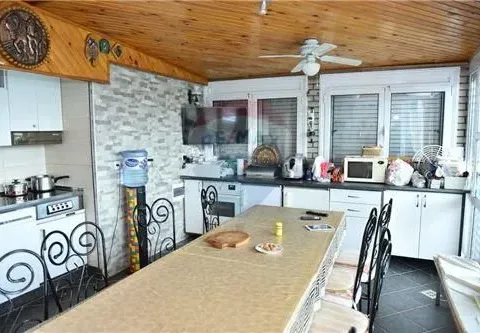 Prodaja, kuća, 696m², Zlatica, Podgorica - image 29