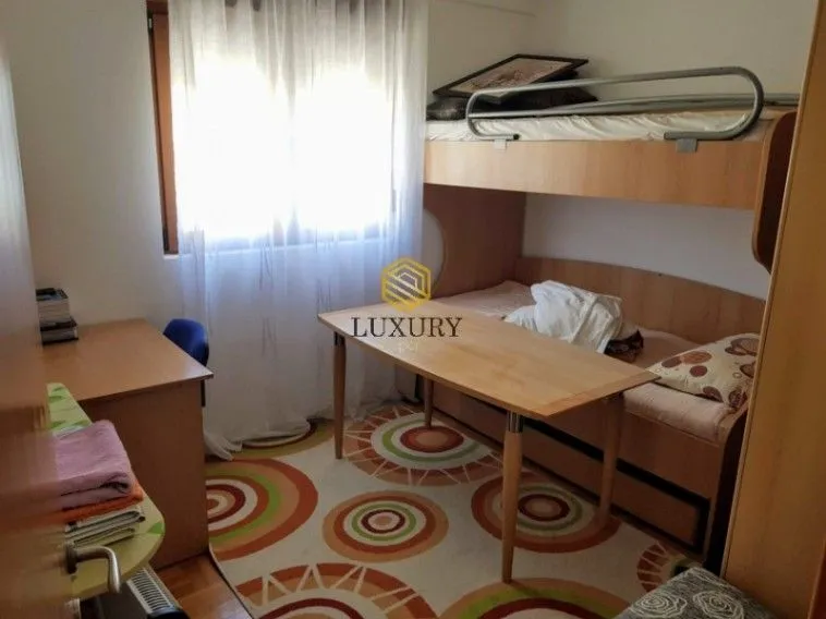 Rent, three bedroom apartment, 71m², Stari Aerodrom, Podgorica