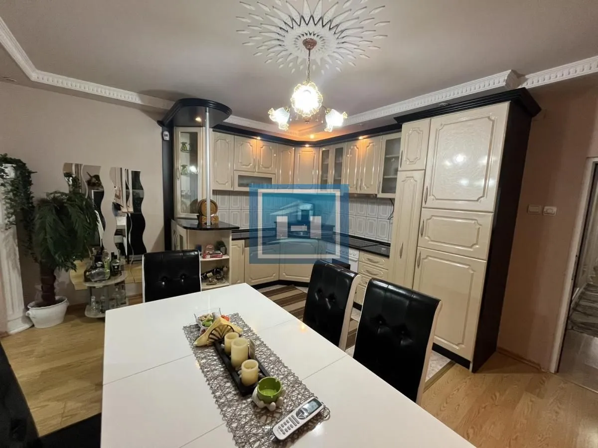 Sale, house, 222m², Paraćin, Srbija