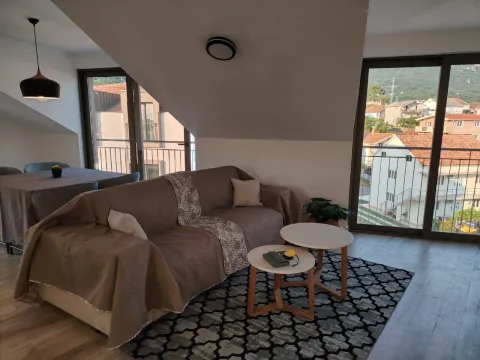 Prodaja, dvosoban stan, 85m², Tivat, Crna Gora - image 2