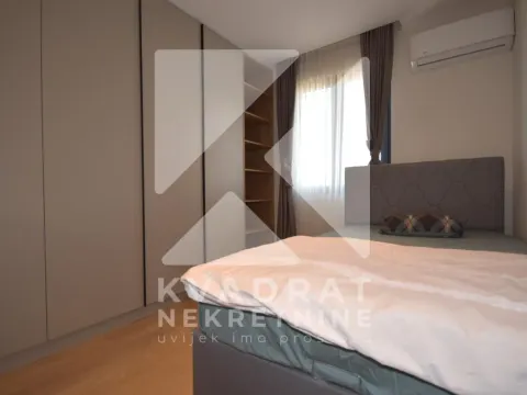Izdavanje, dvosoban stan, 120m², Centar, Podgorica - image 9
