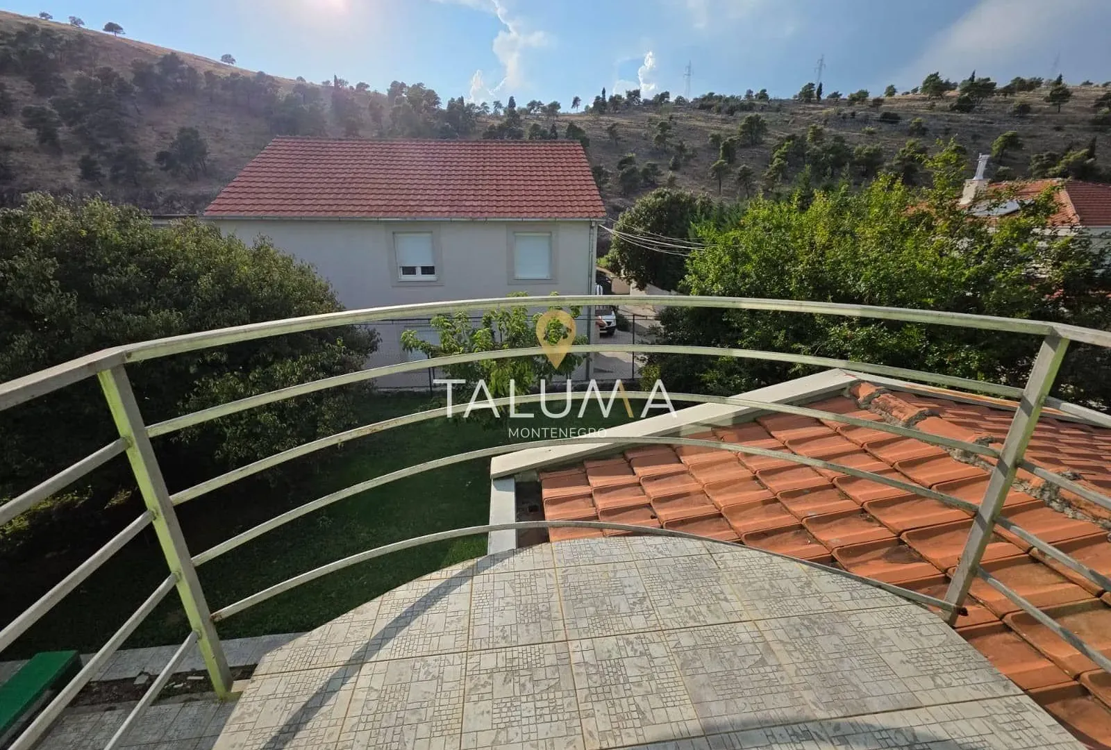 Izdavanje, kuća, 200m², Zagorič, Podgorica