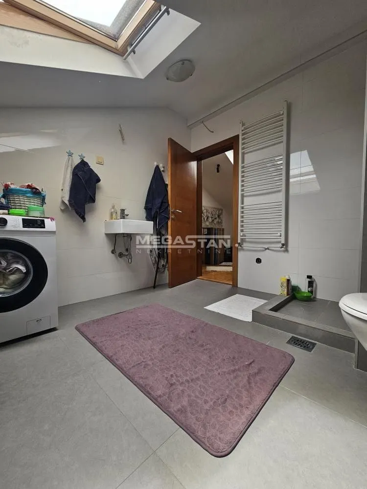 Sale, three bedroom apartment, 94m², Lion, Zvezdara Sve Podlokacije