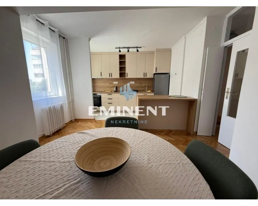Rent, three bedroom apartment, 90m², Novi Beograd Sve Podlokacije, Beograd