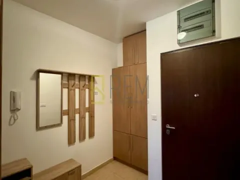 Rent, one bedroom apartment, 52m², City Kvart, Podgorica - image 9