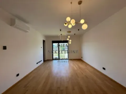 Prodaja, dvosoban stan, 76m², Zabjelo, Podgorica - image 2