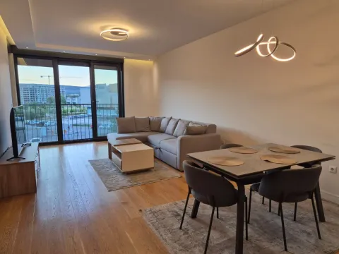 Prodaja, jednosoban stan, 63m², Kod Capital Plaze, Podgorica - image 4