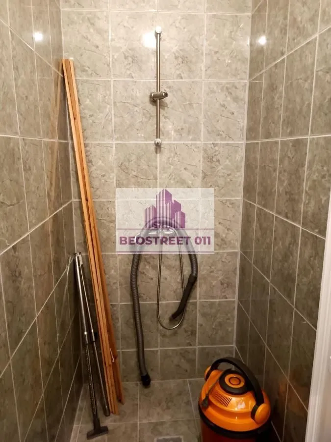 Prodaja, četvorosoban stan, 115m², Čubura, Beograd