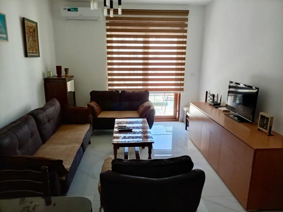 Izdavanje, jednosoban stan, 46m², Šušanj, Bar