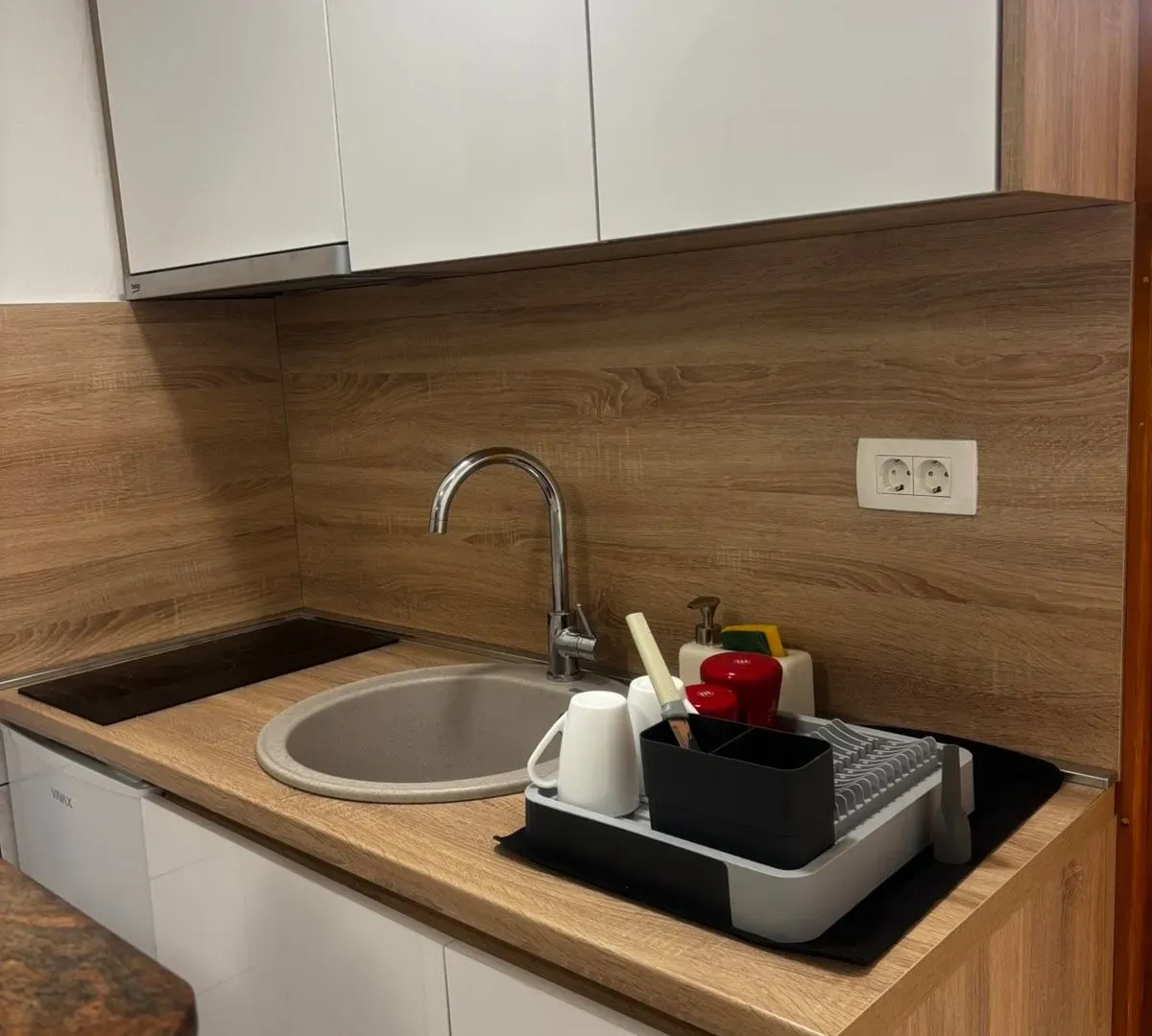 Izdavanje, dvosoban stan, 40m², Rafailovići, Budva