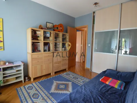 Prodaja, trosoban stan, 100m², Preko Morače, Podgorica - image 8