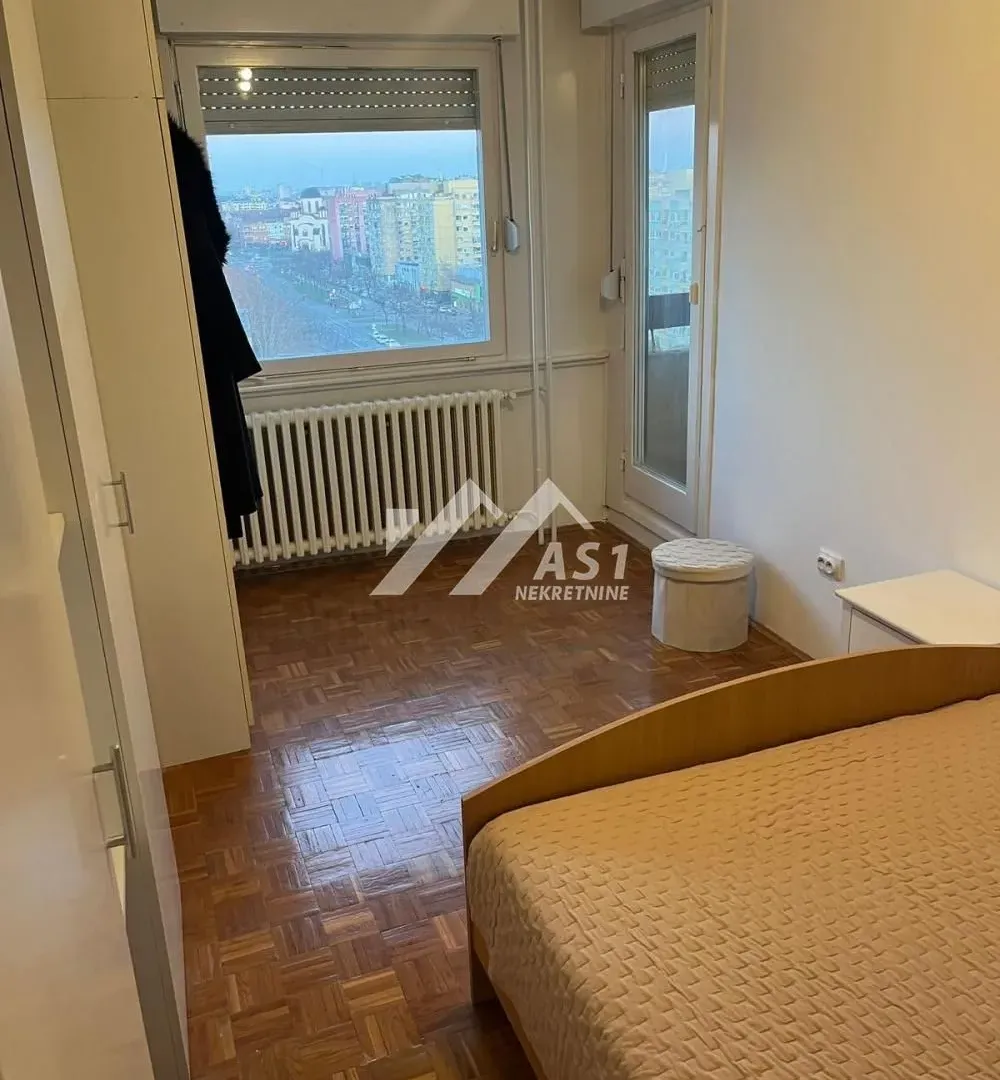 Izdavanje, trosoban stan, 70m², Novi Sad Sve Podlokacije, Novi Sad
