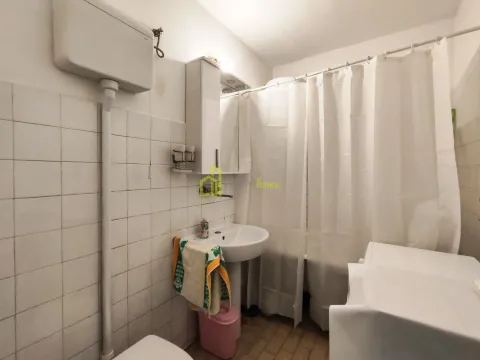 Izdavanje, dvosoban stan, 70m², Gintaš, Podgorica - image 4