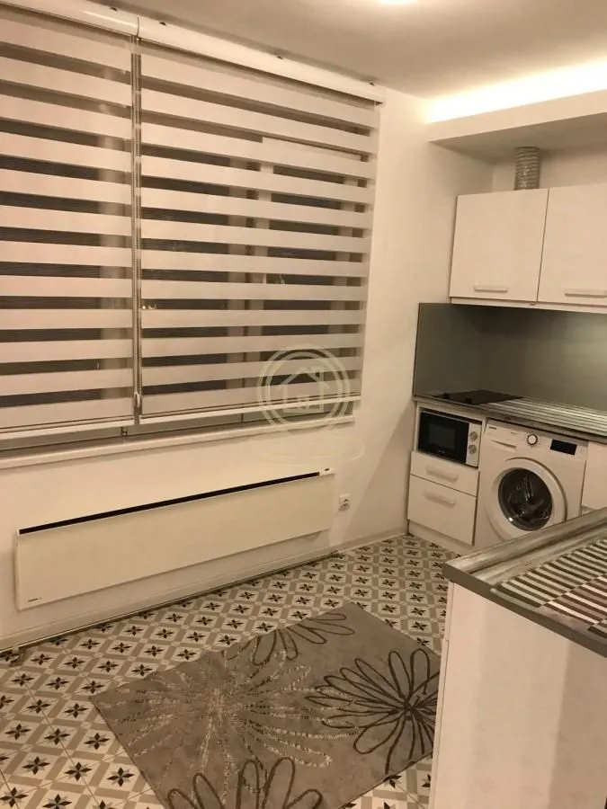 Rent, one bedroom apartment, 37m², Stari Grad, Beograd