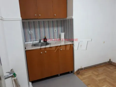 Izdavanje, poslovni prostor, 54m², Stari Grad, Beograd - image 2