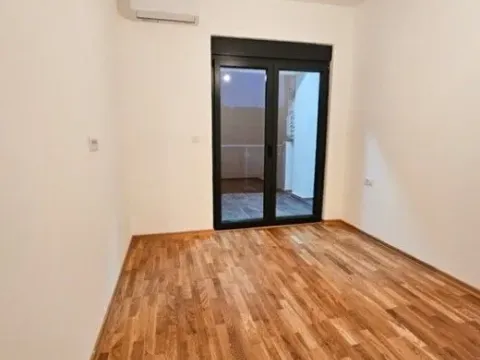 Rent, one bedroom apartment, 60m², Vezirov Most, Podgorica