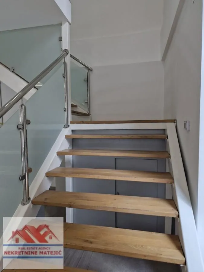 Rent, office space, 310m², Centar, Kragujevac