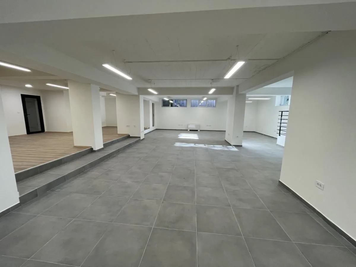 Sale, office space, 212m², Bulevar Oslobodjenja, Novi Sad Sve Podlokacije