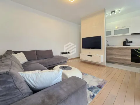 Sale, three bedroom apartment, 72m², City Kvart, Podgorica - image 3