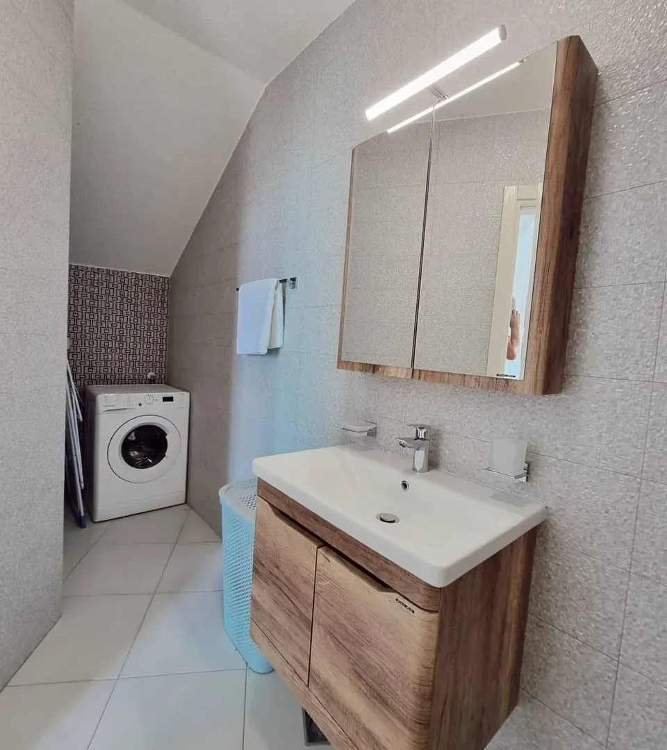 Sale, two bedroom apartment, 72m², Bečići, Budva