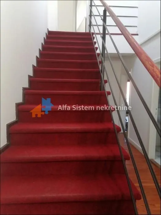 Rent, house, 270m², Mirijevo 1, Mirijevo Sve Podlokacije