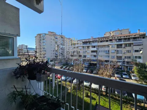 Sale, two bedroom apartment, 60m², Centar, Bar - image 6