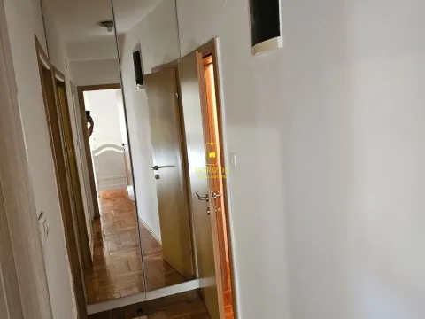 Sale, two bedroom apartment, 82m², Zagorič, Podgorica - image 9