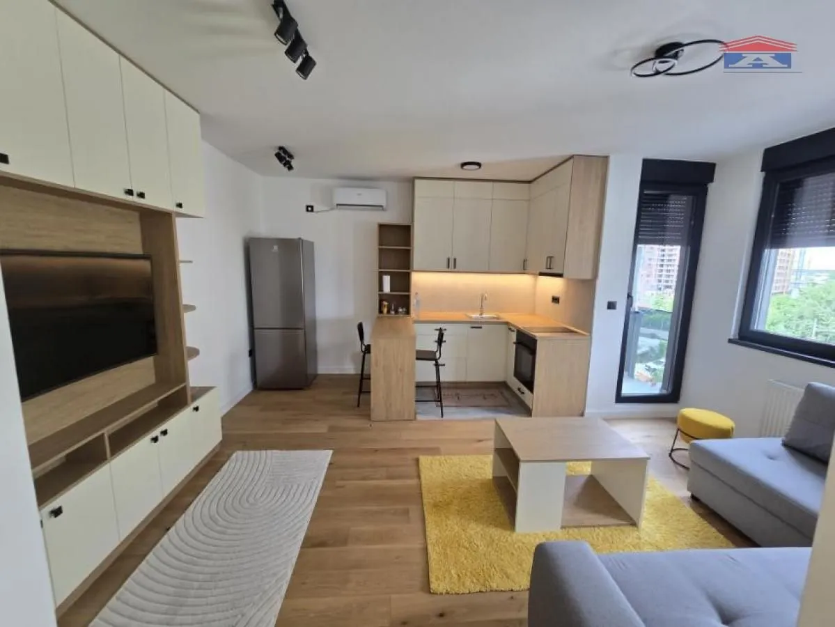 Izdavanje, jednosoban stan, 38m², Telep, Novi Sad Sve Podlokacije