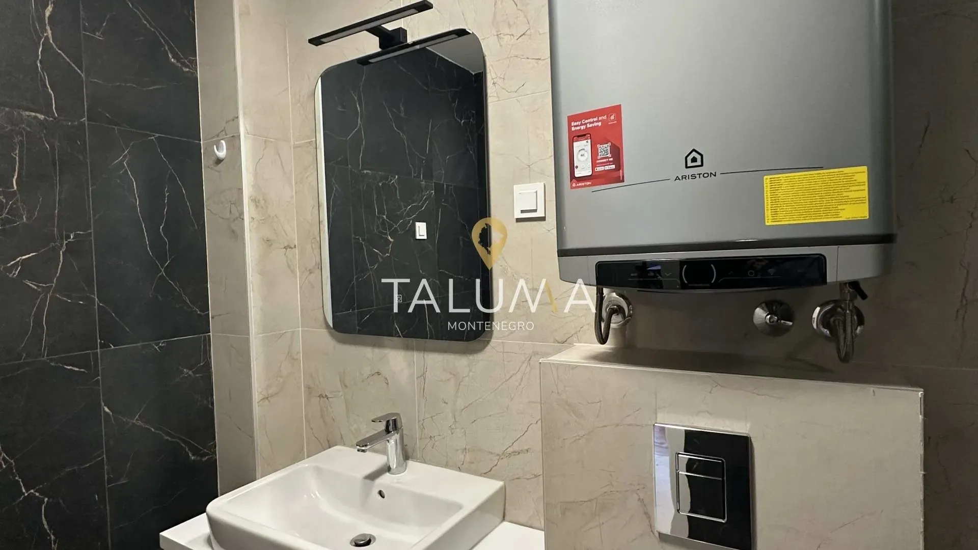 Prodaja, jednosoban stan, 56m², Tološi, Podgorica