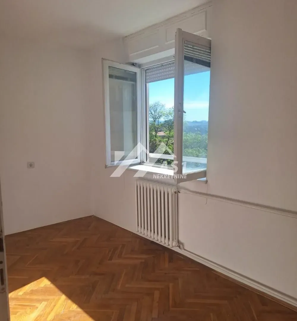 Izdavanje, dvosoban stan, 45m², Podbara, Novi Sad Sve Podlokacije
