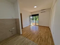 Izdavanje, stan, 70m², Blok 9, Podgorica - image 4