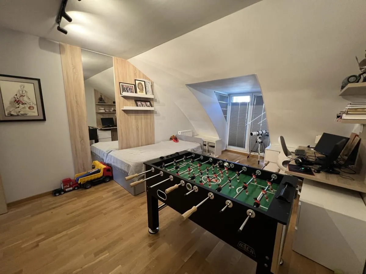 Prodaja, stan, 111m², Sajam, Novi Sad Sve Podlokacije