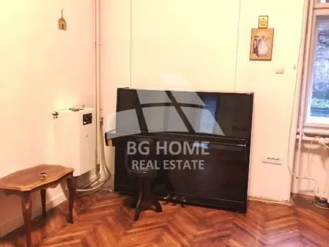 Izdavanje, trosoban stan, 70m², Savski Venac, Beograd - image 10