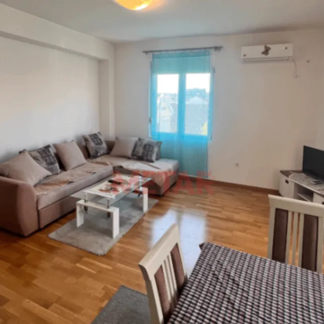 Izdavanje, jednosoban stan, 52m2, Stari Aerodrom, Podgorica