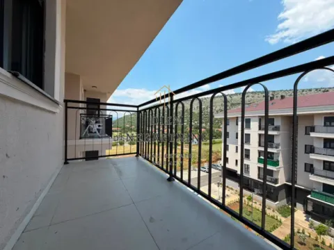 Prodaja, jednosoban stan, 45m², Tološi, Podgorica - image 5